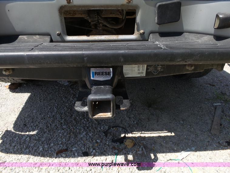 image for item BM9668 2005 Chevrolet Silverado 1500 Ext. Cab pickup truck