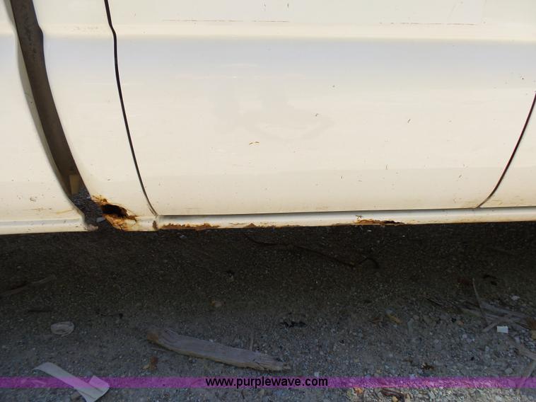 image for item BM9668 2005 Chevrolet Silverado 1500 Ext. Cab pickup truck