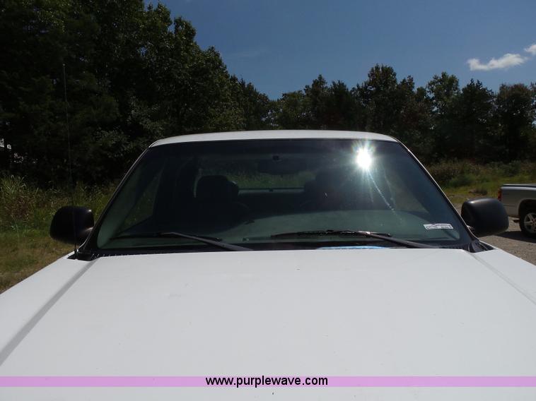 image for item BM9668 2005 Chevrolet Silverado 1500 Ext. Cab pickup truck