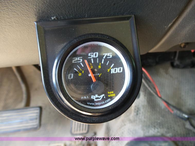 image for item BM9668 2005 Chevrolet Silverado 1500 Ext. Cab pickup truck