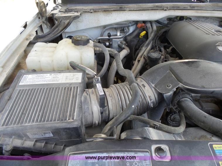 image for item BM9668 2005 Chevrolet Silverado 1500 Ext. Cab pickup truck