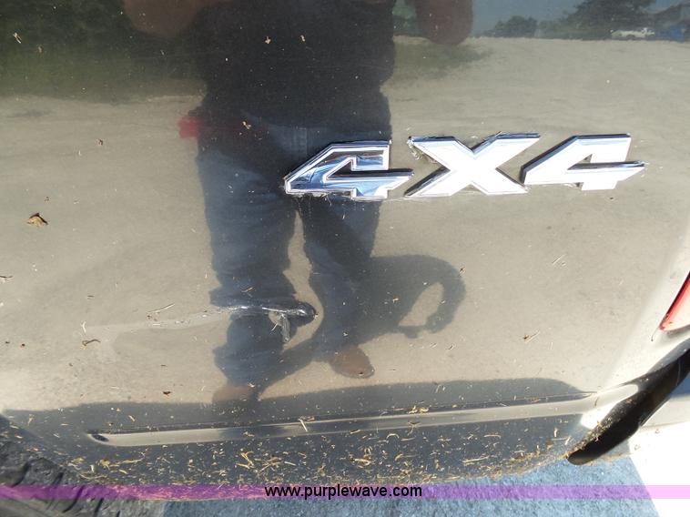 image for item BM9669 2010 Dodge Dakota Crew Cab pickup truck