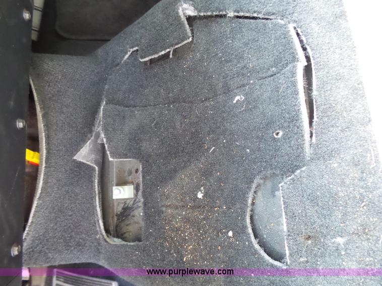 image for item BM9669 2010 Dodge Dakota Crew Cab pickup truck