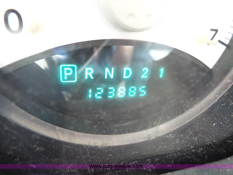 image for item BM9669 2010 Dodge Dakota Crew Cab pickup truck