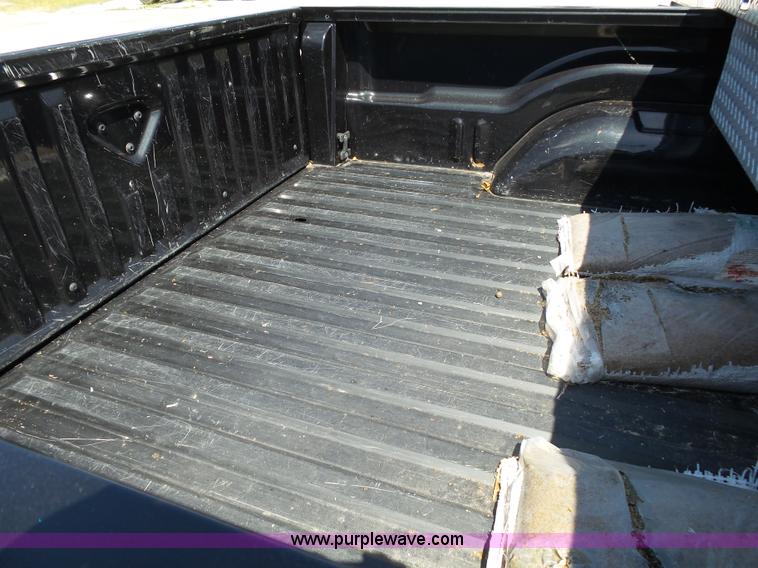 image for item BM9671 2010 Dodge Dakota Crew Cab pickup truck