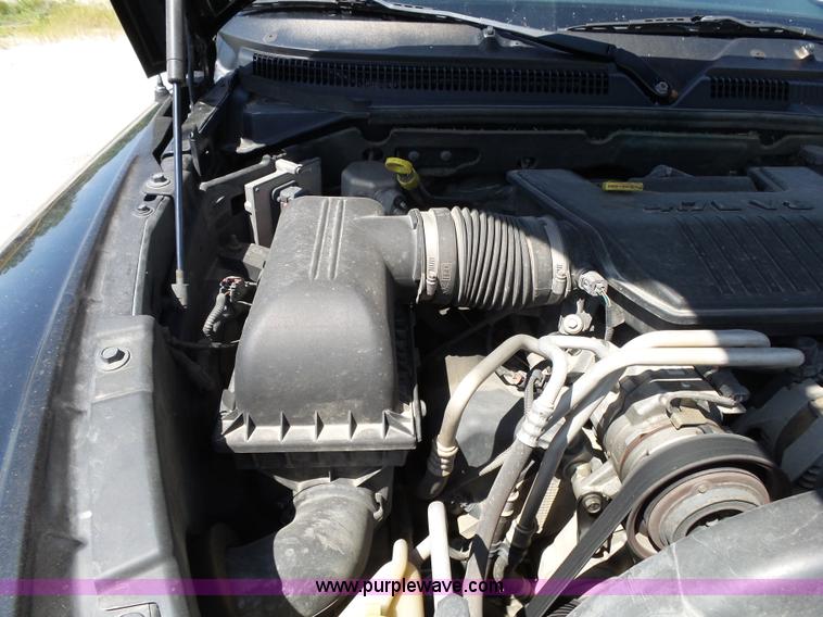 image for item BM9671 2010 Dodge Dakota Crew Cab pickup truck