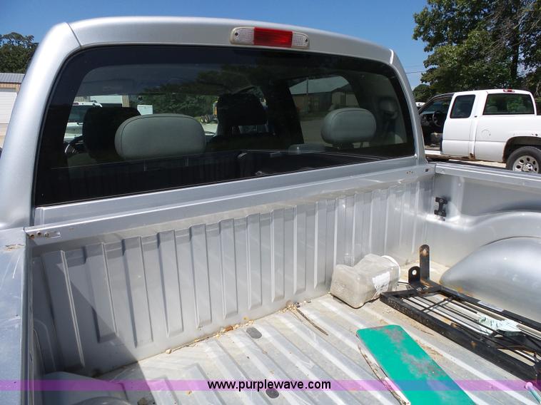 image for item BM9672 2010 Dodge Dakota Crew Cab pickup truck