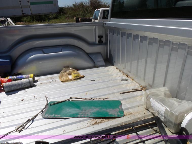 image for item BM9672 2010 Dodge Dakota Crew Cab pickup truck