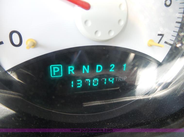 image for item BM9672 2010 Dodge Dakota Crew Cab pickup truck