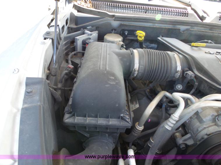 image for item BM9672 2010 Dodge Dakota Crew Cab pickup truck