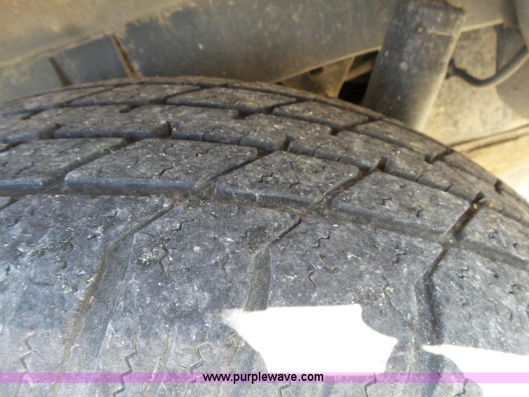 image for item BM9674 2004 Jeep Grand Cherokee SUV