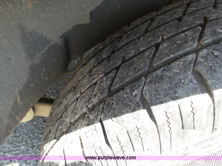 image for item BM9674 2004 Jeep Grand Cherokee SUV