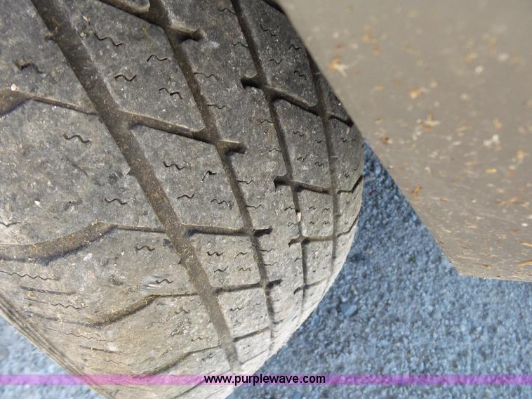 image for item BM9674 2004 Jeep Grand Cherokee SUV