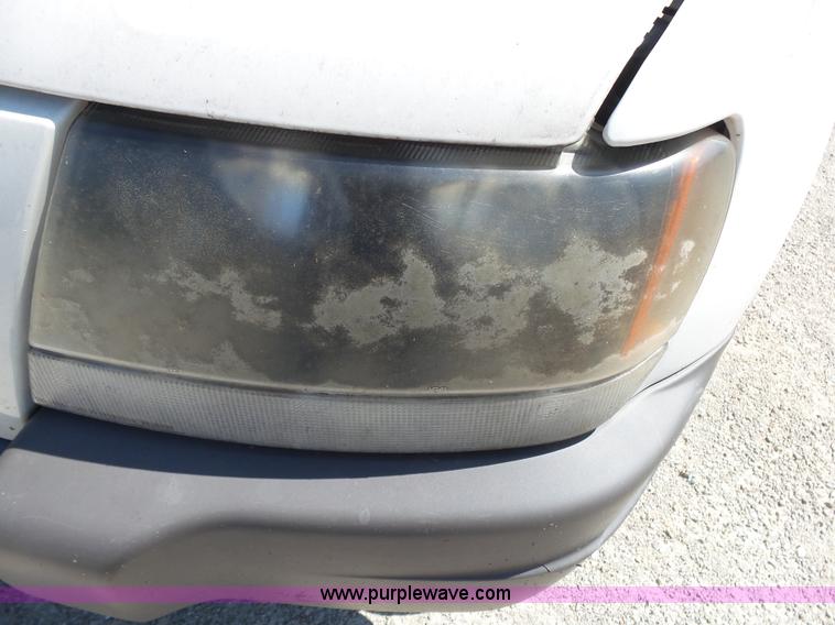 image for item BM9674 2004 Jeep Grand Cherokee SUV