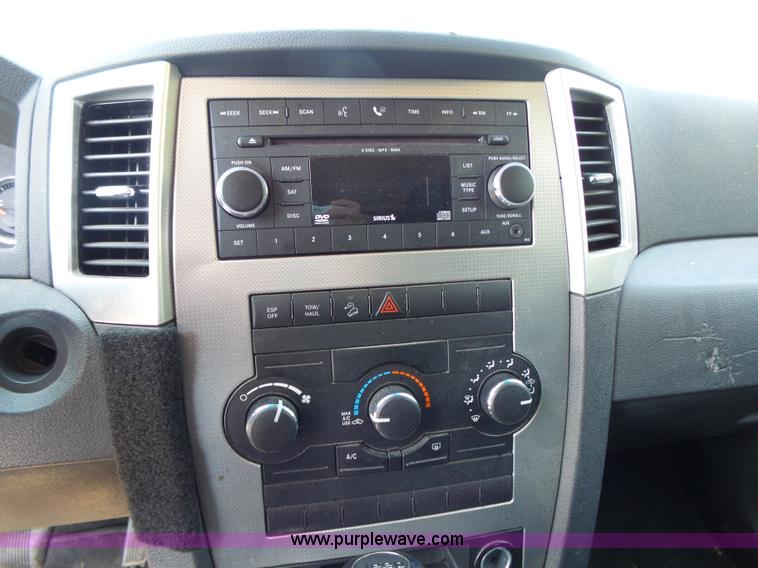 image for item BM9675 2009 Jeep Grand Cherokee SUV