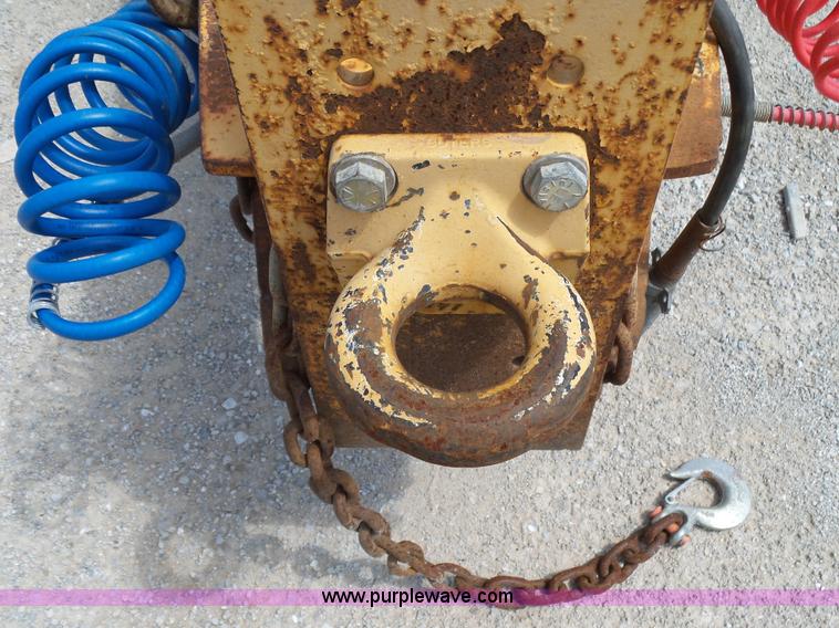 image for item BM9676 2000 Trail King TK40LP-2800 equipment trailer