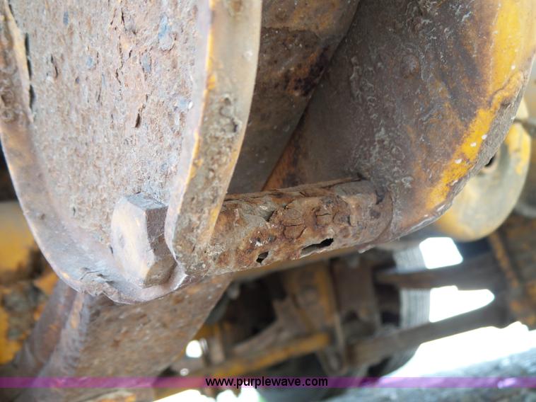 image for item BM9676 2000 Trail King TK40LP-2800 equipment trailer