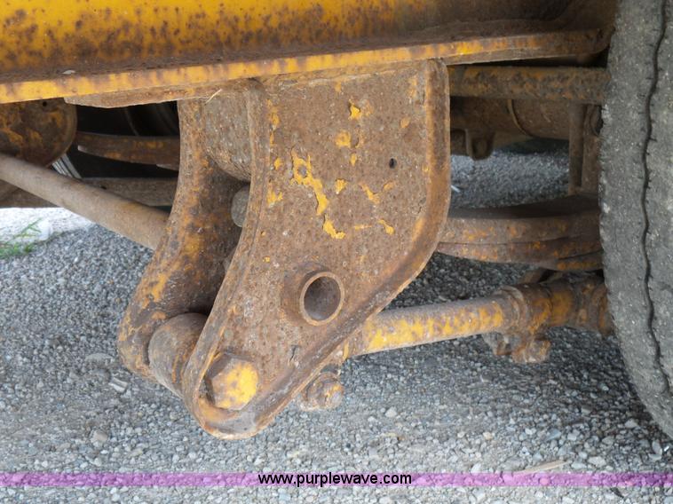 image for item BM9676 2000 Trail King TK40LP-2800 equipment trailer