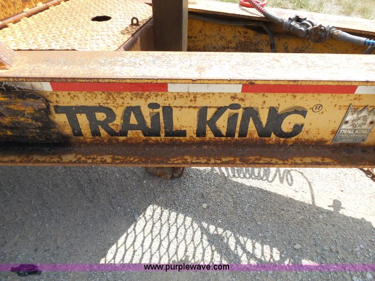 image for item BM9676 2000 Trail King TK40LP-2800 equipment trailer
