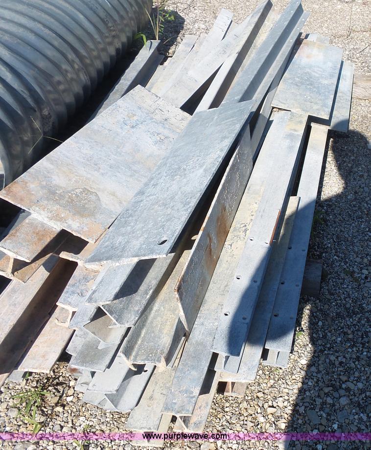 image for item BS9779 (11) galvanized guard rails