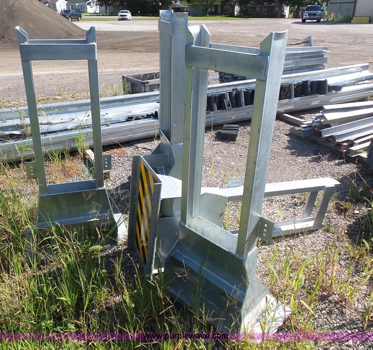 image for item BS9779 (11) galvanized guard rails