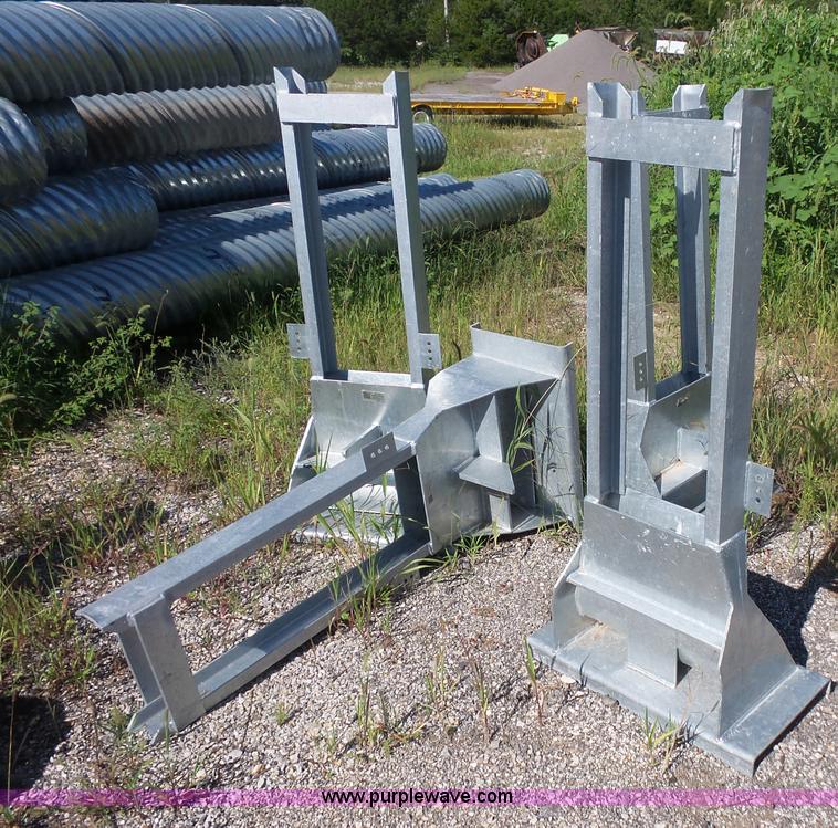 image for item BS9779 (11) galvanized guard rails