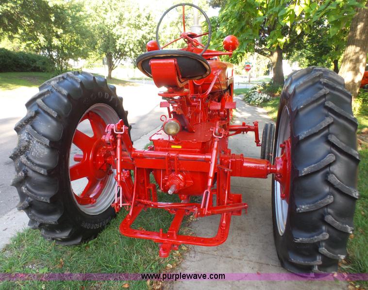 image for item BV9762 1949 Farmall M tractor