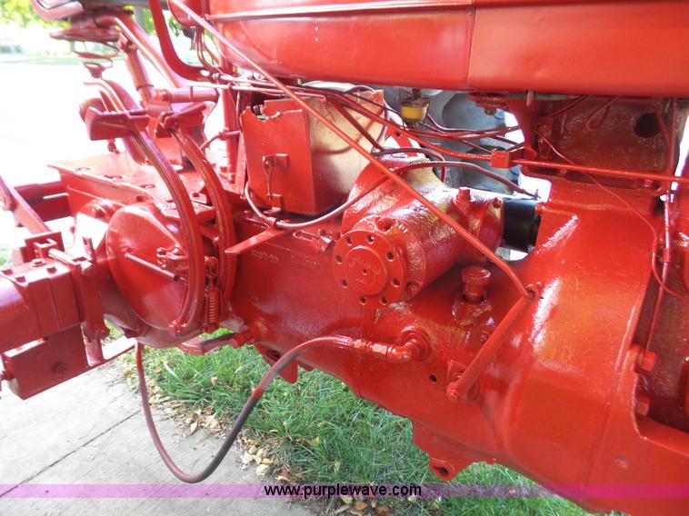 image for item BV9762 1949 Farmall M tractor