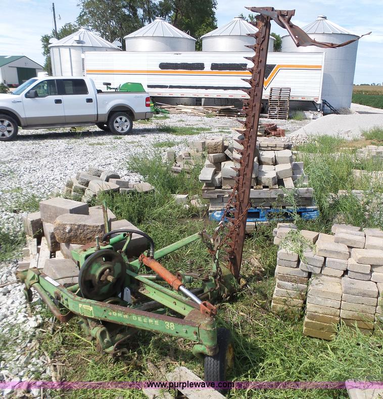 image for item BX9203 John Deere sickle mower