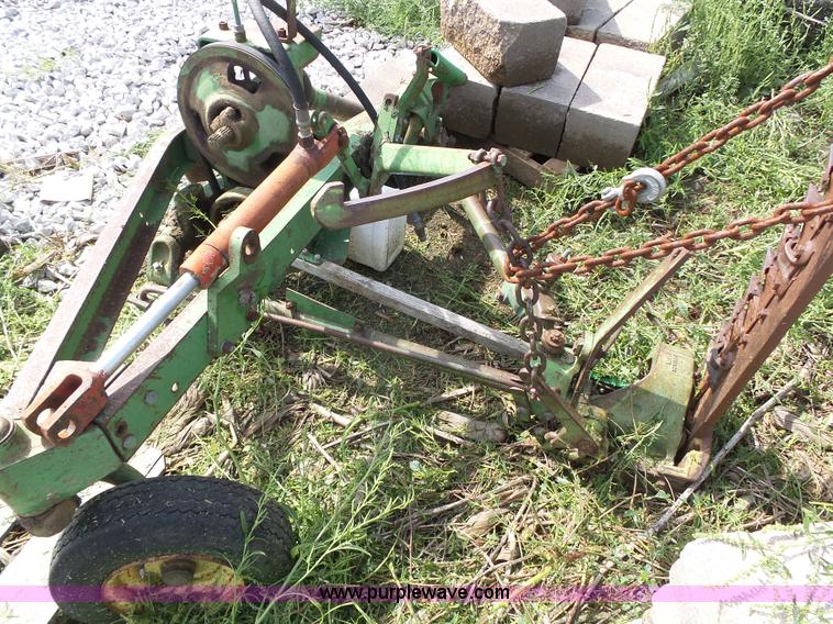 image for item BX9203 John Deere sickle mower