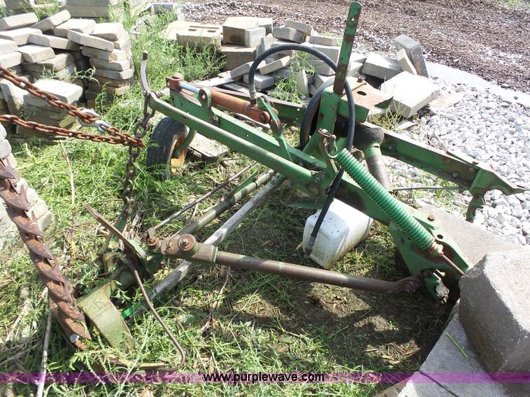image for item BX9203 John Deere sickle mower