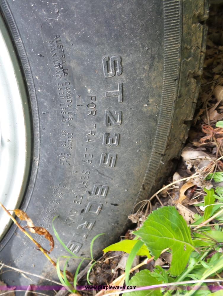 image for item BX9305 2009 CZ Engineering pipe trailer