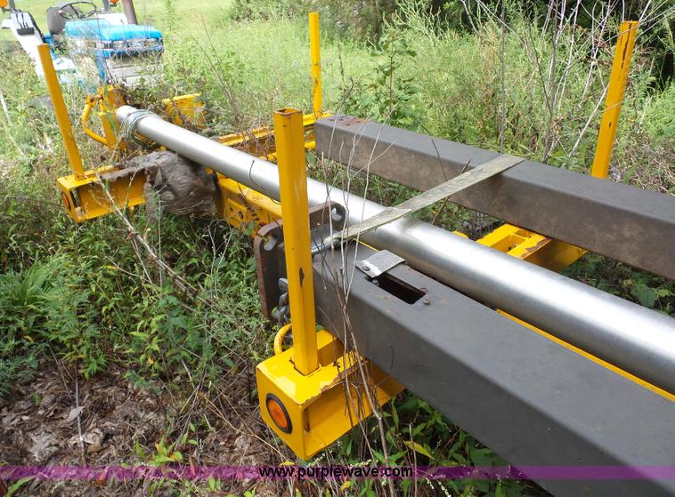 image for item BX9305 2009 CZ Engineering pipe trailer