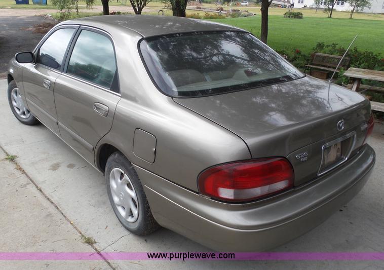 image for item BY9575 1999 Mazda 626 ES