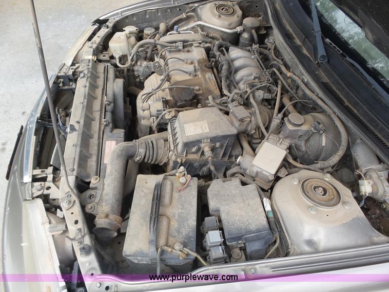 image for item BY9575 1999 Mazda 626 ES