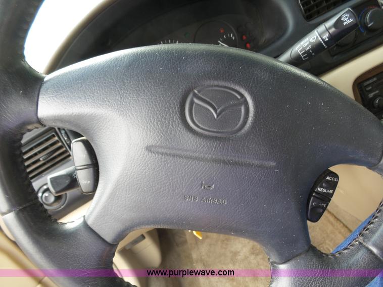 image for item BY9575 1999 Mazda 626 ES