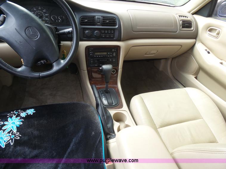 image for item BY9575 1999 Mazda 626 ES