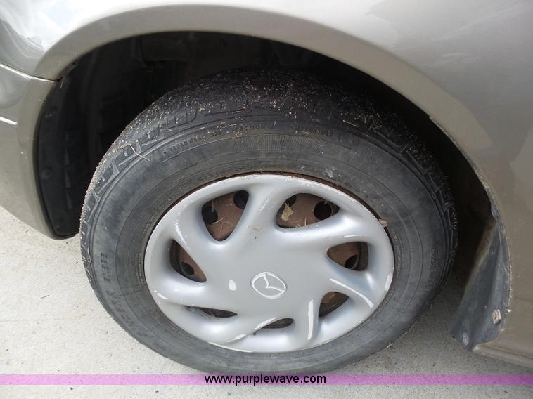 image for item BY9575 1999 Mazda 626 ES