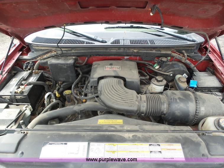 image for item BY9579 1998 Ford Expedition Eddie Bauer SUV