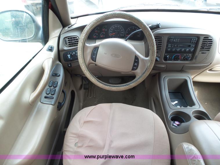 image for item BY9579 1998 Ford Expedition Eddie Bauer SUV