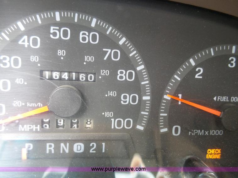 image for item BY9579 1998 Ford Expedition Eddie Bauer SUV