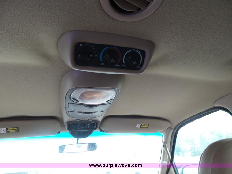 image for item BY9579 1998 Ford Expedition Eddie Bauer SUV