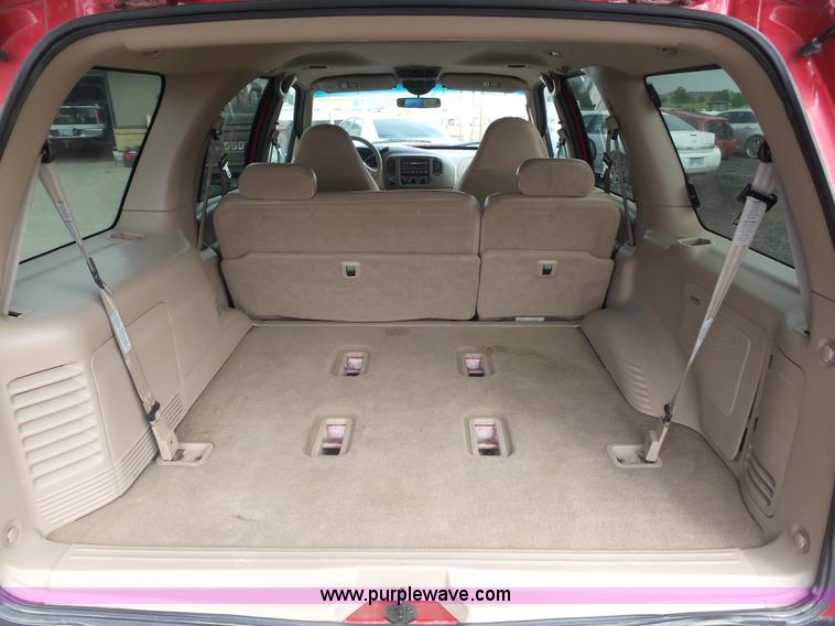 image for item BY9579 1998 Ford Expedition Eddie Bauer SUV