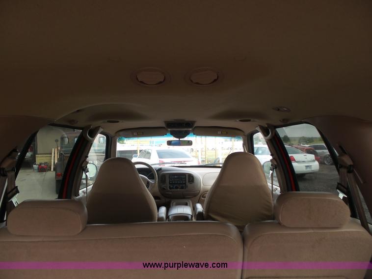 image for item BY9579 1998 Ford Expedition Eddie Bauer SUV