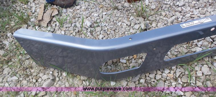 image for item CC9314 International front bumper