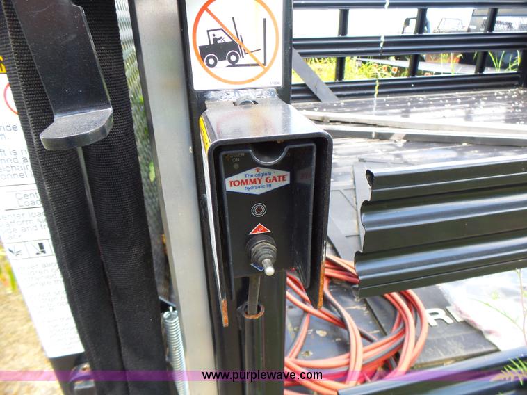 image for item CC9320 Tafco flatbed