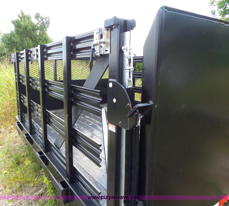 image for item CC9320 Tafco flatbed