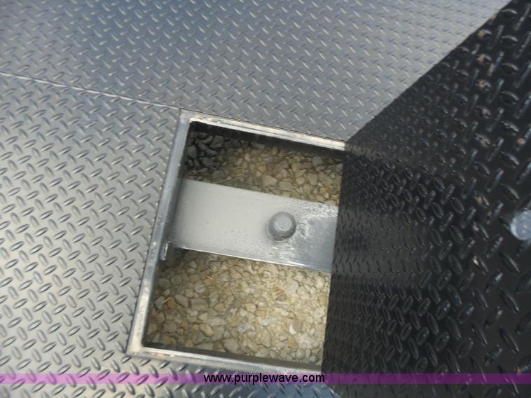 image for item CC9321 Pro Spear flatbed