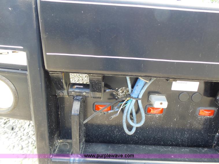 image for item CC9322 Pro Spear flatbed