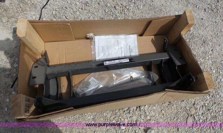 image for item CC9333 Suburbanite Western plow mount